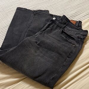 Women's Barrel Leg Black Jeans